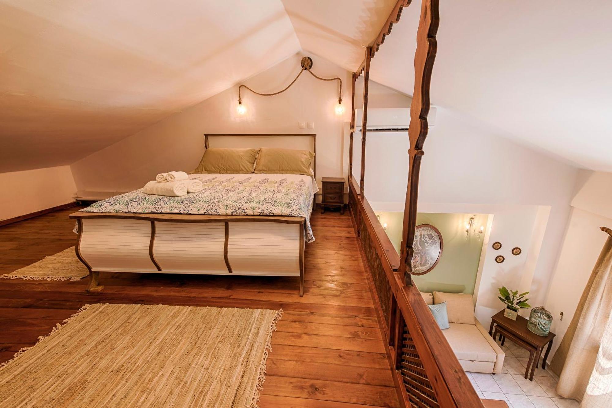The Old Symi Apartment ภายนอก รูปภาพ