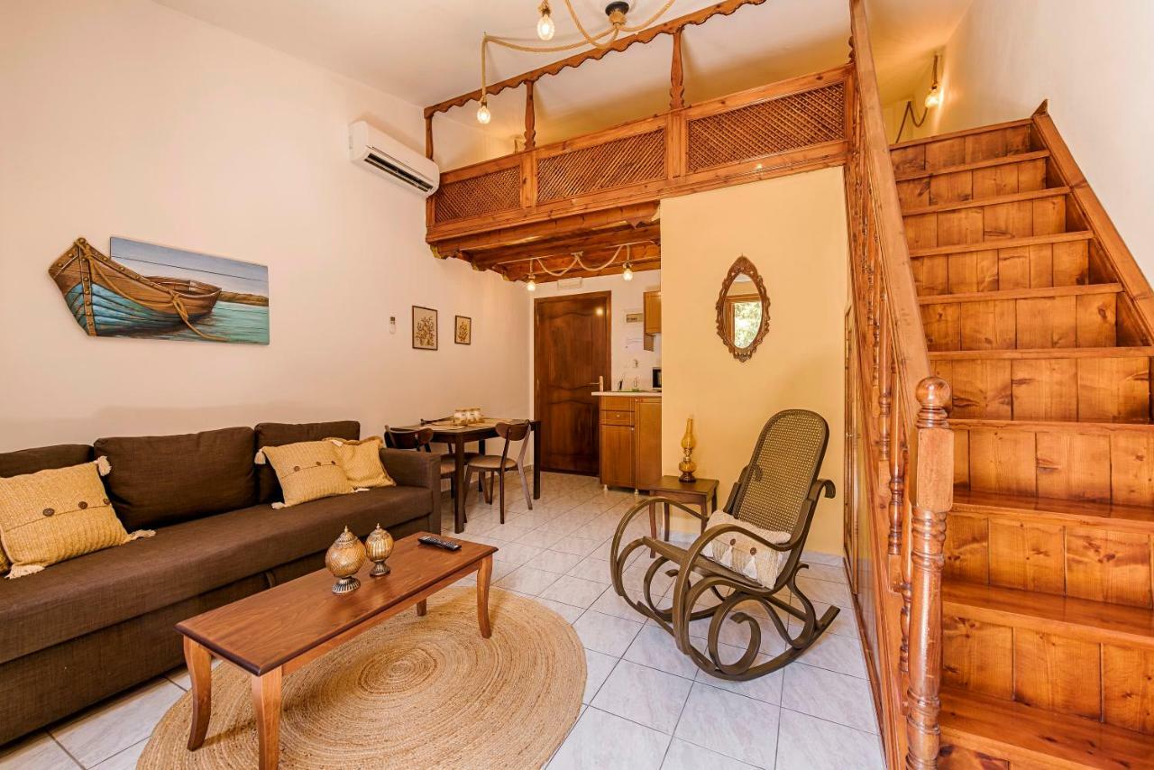 The Old Symi Apartment ภายนอก รูปภาพ