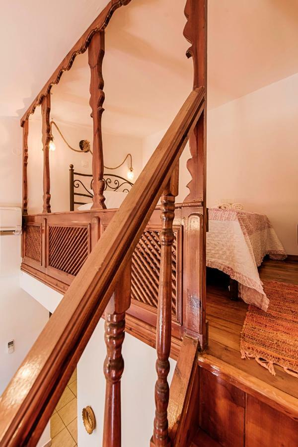 The Old Symi Apartment ภายนอก รูปภาพ