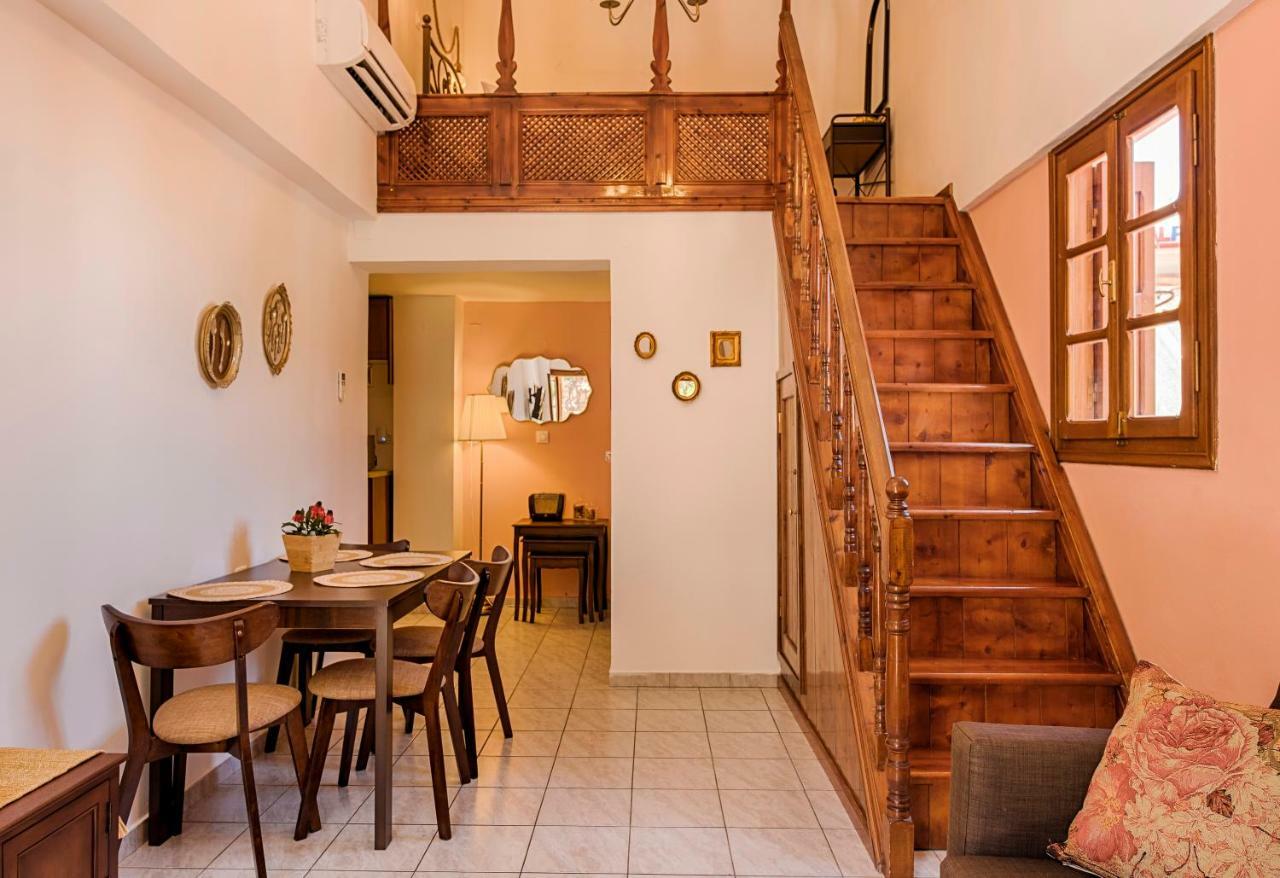 The Old Symi Apartment ภายนอก รูปภาพ