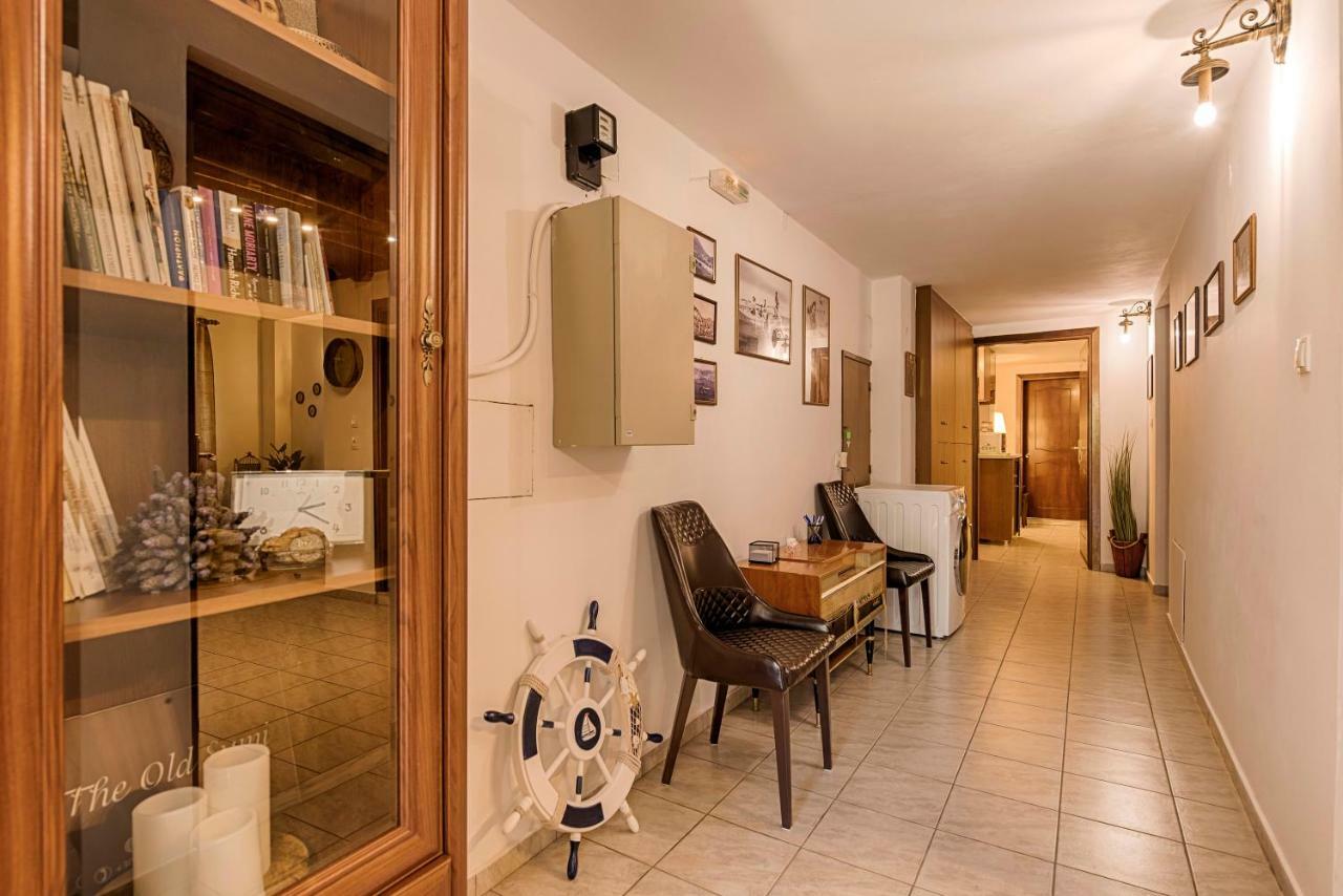 The Old Symi Apartment ภายนอก รูปภาพ